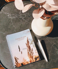 Charger l'image dans la galerie, carnet jeune et prière elle croit