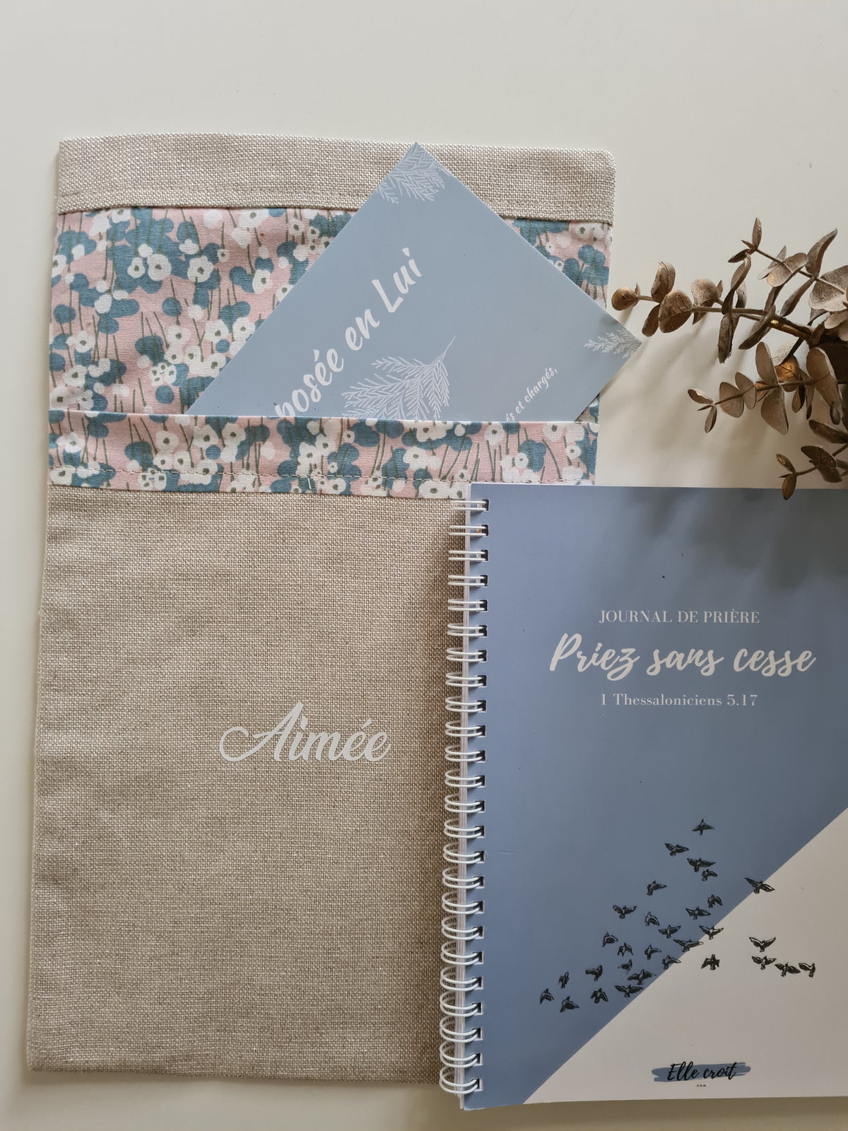 Pochette "Aimée" pour Bible / Livre / Carnet