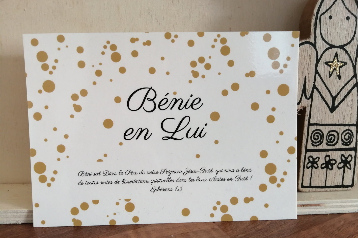 Carte Bénie en Lui Elle Croit avec le verset d'Éphésiens 1.3