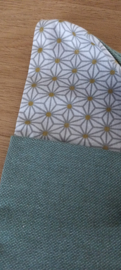 Zoom sur le tissu de la pochette pour Bible