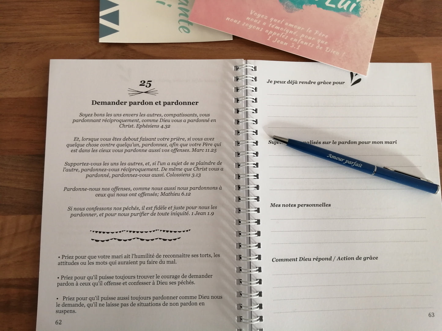 photo de l'intérieur du journal de prière aimer et prier pour son mari