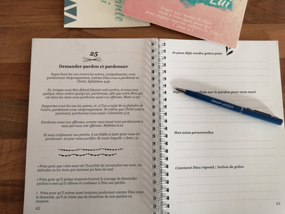 photo de l'intérieur du journal de prière aimer et prier pour son mari
