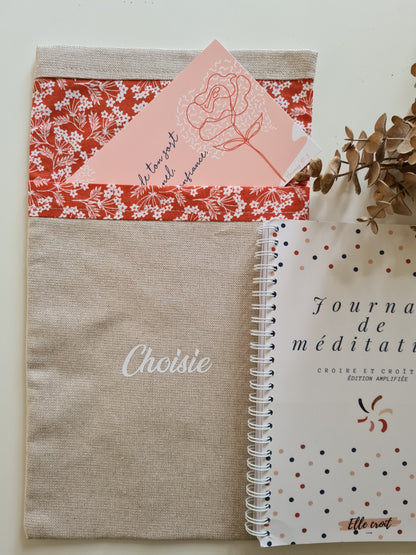Pochette pour Bible Elle Croit Choisie en version rouge
